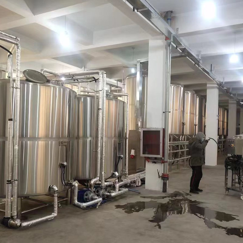 类乌齐精酿啤酒设备